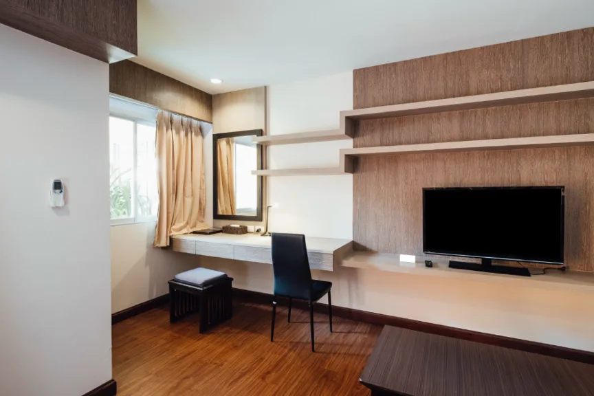 Studio vs Master Room